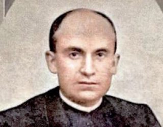 Actos en recordatorio de la muerte del sacerdote Fortunato Arias