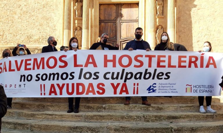 El día que Hellín amaneció sin bares