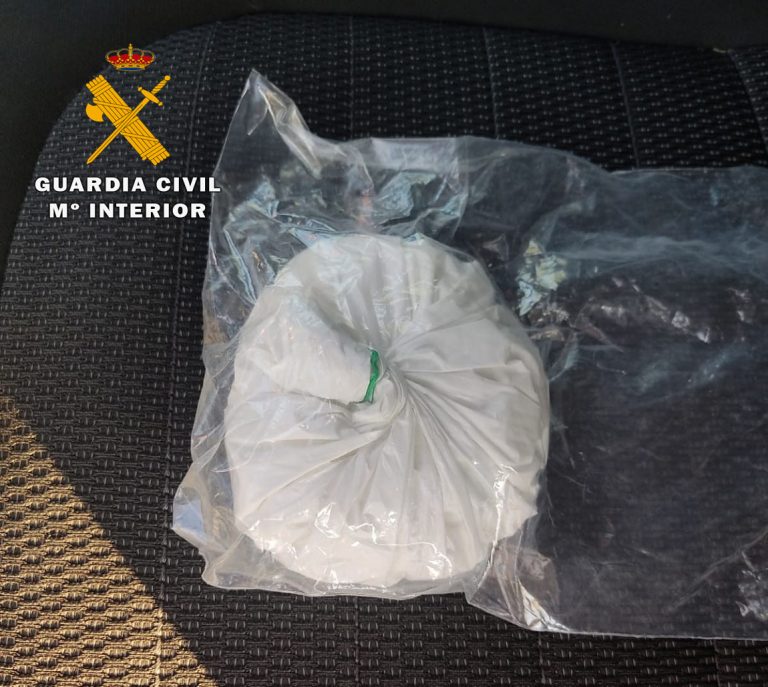 Detenidas dos personas con 100 gramos de cocaína dentro del término municipal de Hellín