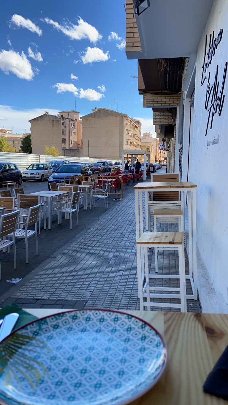 Cambio de horario de cierre de bares y restaurantes y sus terrazas al aire libre