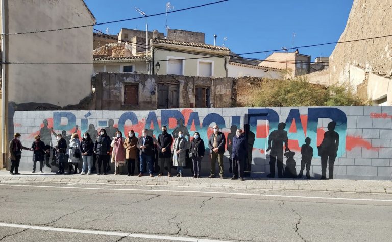 Presentado el mural realizado con motivo de la conmemoración del Día Mundial de las Discapacidades