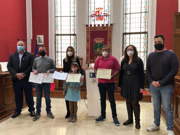 Floristería Santa Ana, la calle Mallorca, de Isso y Juan Manuel del Olmo, ganadores del concurso de escaparates e iluminación navideña