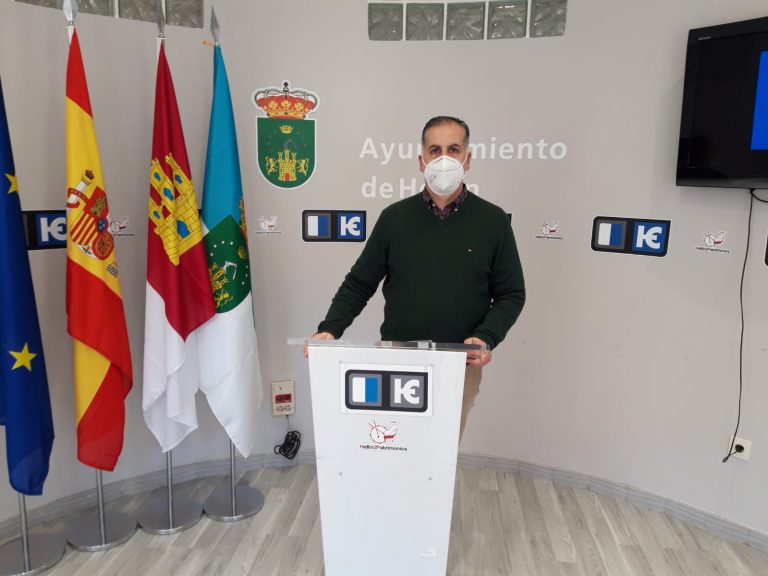 El PP pide la ampliación de plaza de aparcamiento para las personas de movilidad reducida, en los centros educativos del municipio