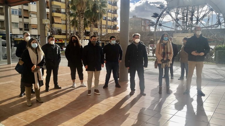 Nuevas Generaciones del Partido Popular se vuelcan con el comercio local