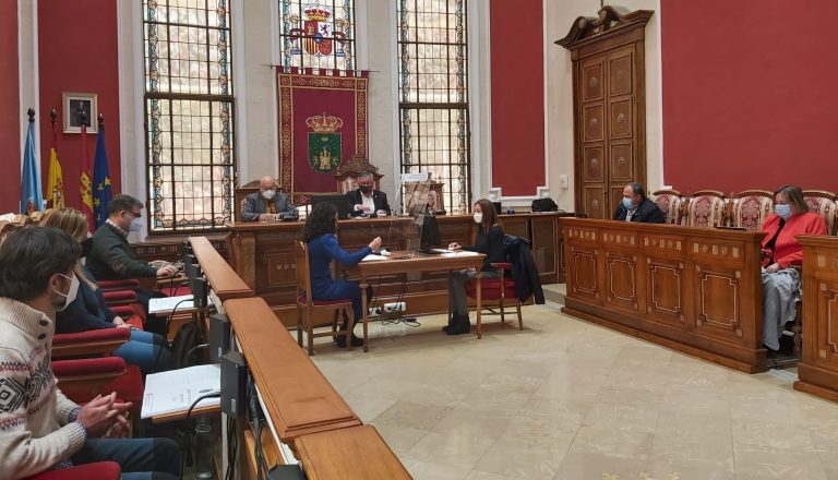 El Ayuntamiento da el visto bueno a la plantilla de personal con 263 trabajadores