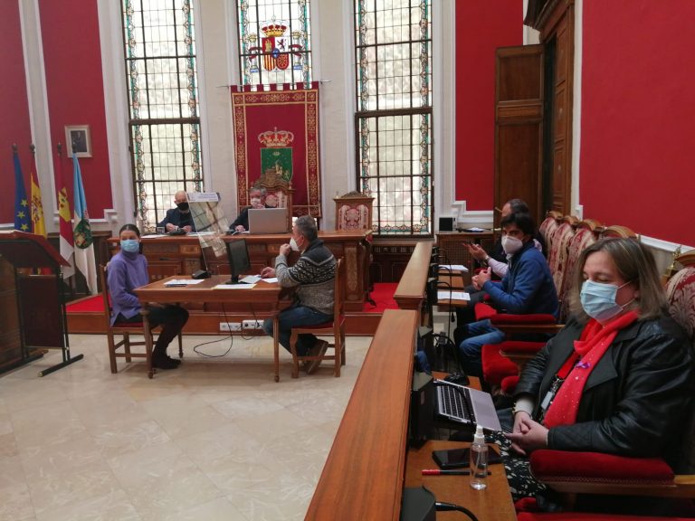 El enfrentamiento por la llamada Ley Celaá,  llevó a hacer interminable la sesión ordinaria y plenaria del mes de noviembre