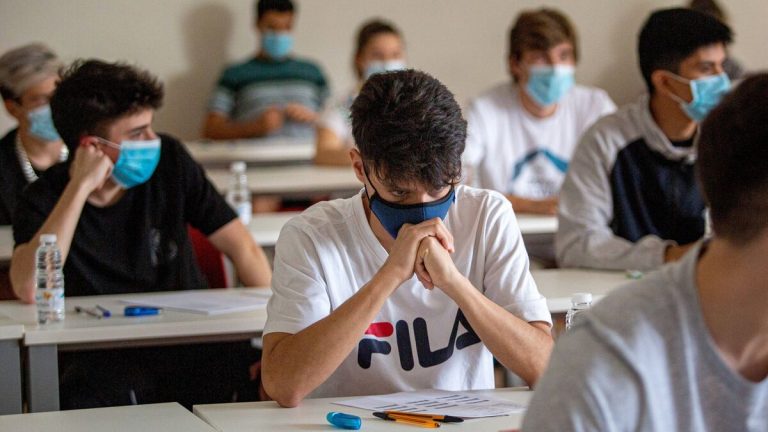 JJ.SS de Hellín piden mejores condiciones para llevar a cabo los exámenes en la Universidad de Murcia