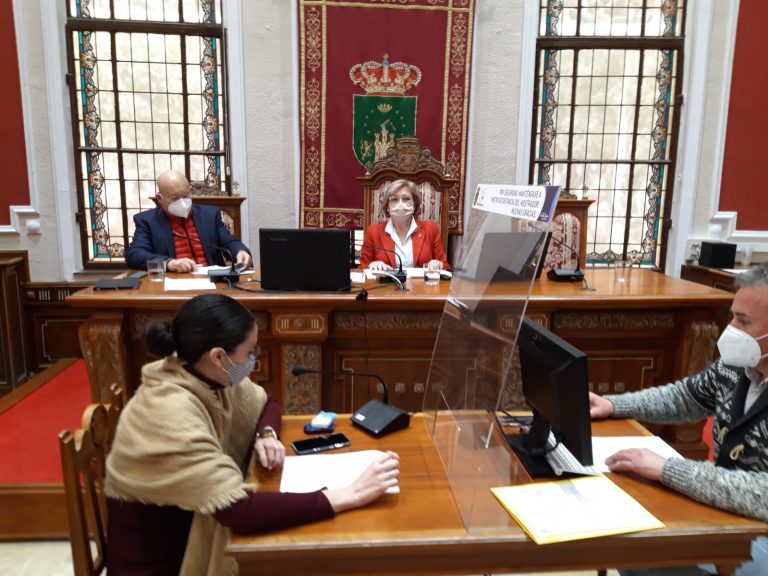 Las obras pendientes en los barrios de la Ribera y el Calvario llevaron la polémica al Pleno
