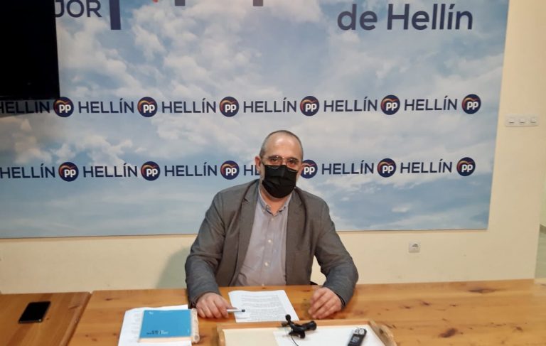 Francisco Vizcaíno, pide que se abran los locales de hostelería, de cultura y del deporte