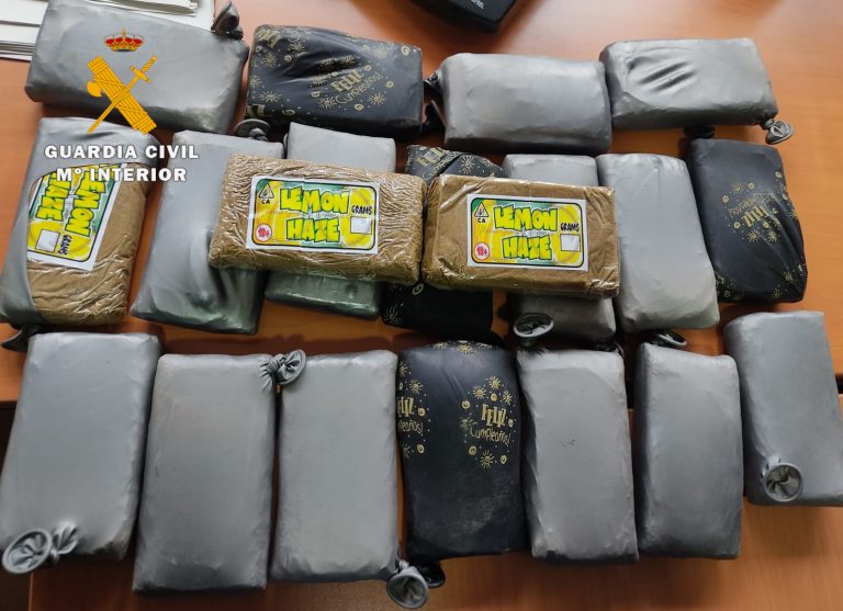 Detenida una persona e intervenidos 6.000 dosis de hachís en el termino municipal de Hellín