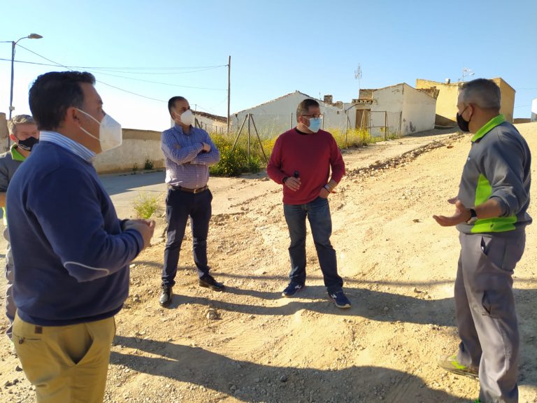 El PP se hace eco de las quejas los vecinos de la calle Verónica