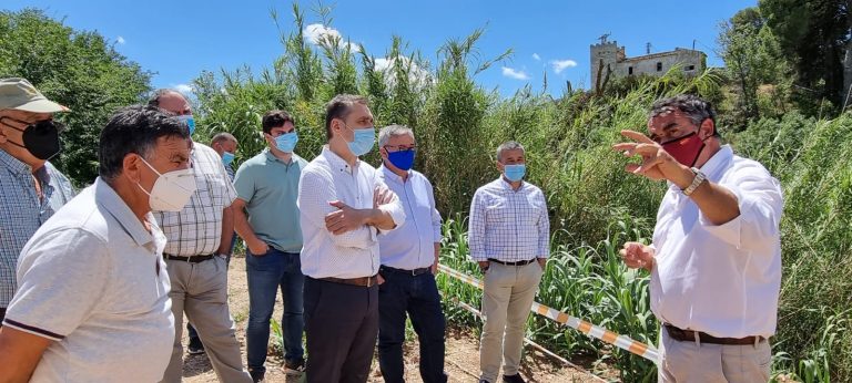 Francisco Tierraseca destaca que las compensaciones por las filtraciones del Talave atienden una demanda de los regantes hellineros de más de 40 años
