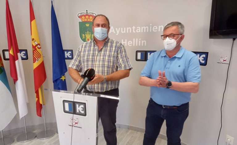 Julián Martínez, calificó como una tomadura de pelo el recrecimiento de la presa de Camarillas