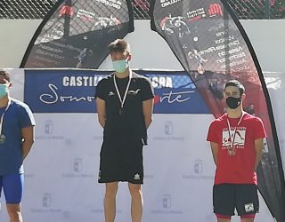 La Natación hellinera logró siete medallas en el Campeonato Regional