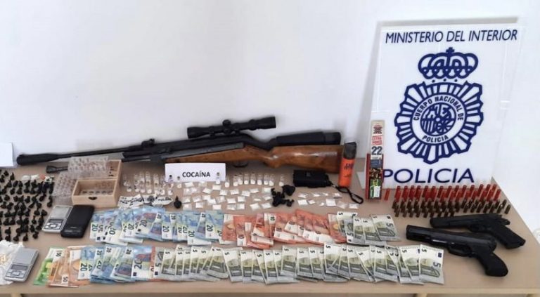 Detenidos en Hellín a seis integrantes de un grupo criminal dedicado a la venta de cocaína