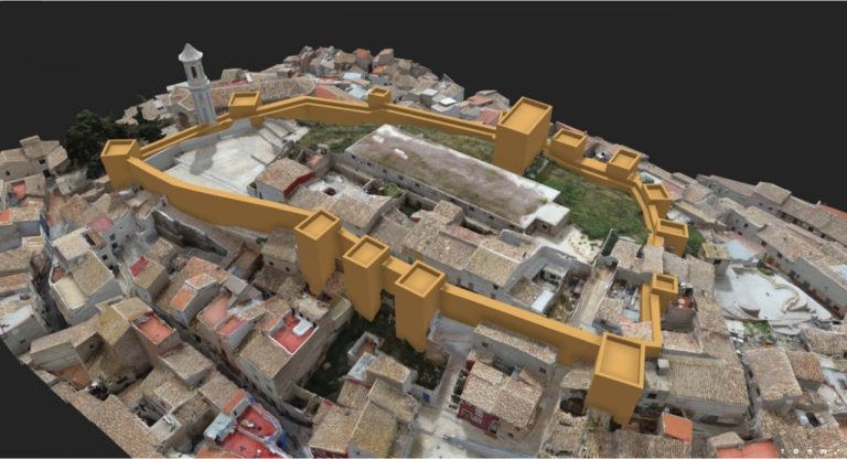 Hellín quiere recuperar -virtualmente- su castillo medieval