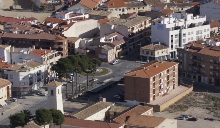 Ramón García “sueña” con convertir la antigua carretera de Isso en una gran avenida