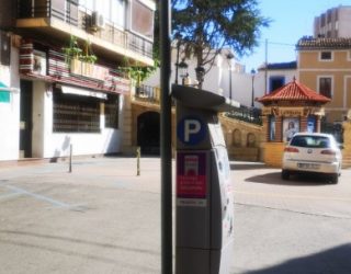 Hoy entra en funcionamiento el pago del aparcamiento por móvil en Hellín