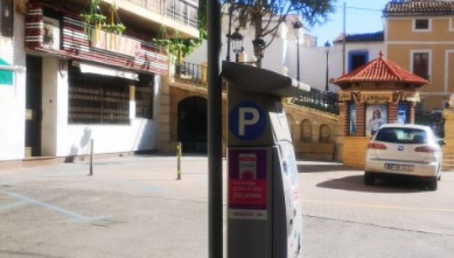 Hoy entra en funcionamiento el pago del aparcamiento por móvil en Hellín
