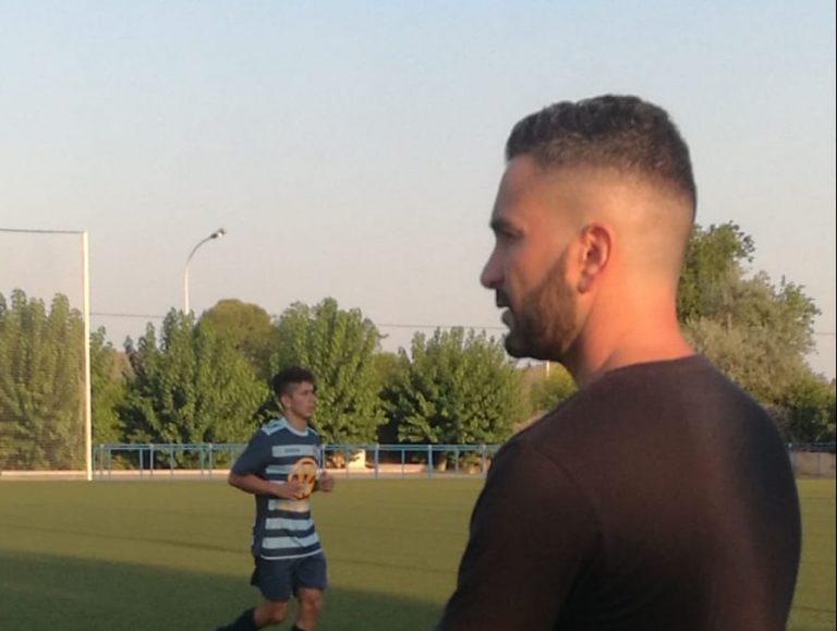 Ignacio Villalgordo entrenador del Hellín Juvenil