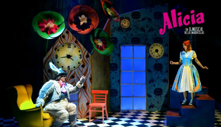Llega al Teatro Victoria Alicia en el Musical de las Maravillas