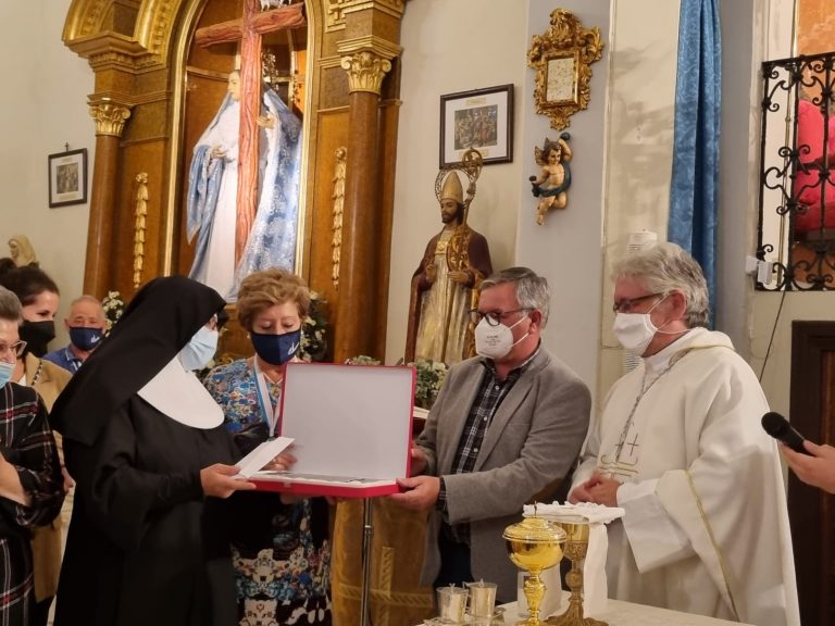 La Residencia Santa Teresa Jornet premiada con “Una Corona para la Solidaridad”