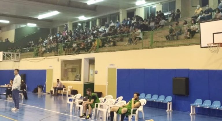 Espléndido debut del AD Baloncesto Hellín con un clamoroso triunfo ante el Miguelturra