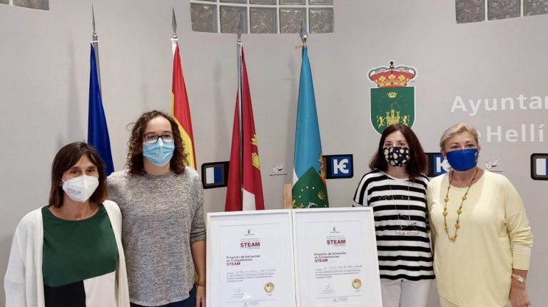 El Colegio del Rosario y el IEM Izpisua Belmonte reconocido con el Sello de Calidad Steam