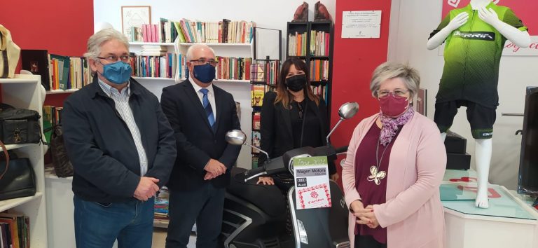 Entrega de los premios repartidos por la Tómbola de Cáritas durante la pasada Feria