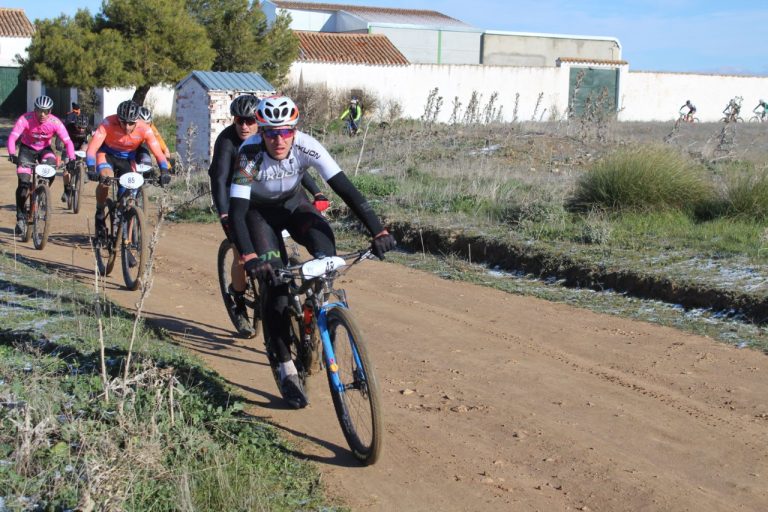 Casi 500 corredores participaron en la IX Carrera de BTT de Albacete, prueba que cierra el calendario de la Diputación Provincial