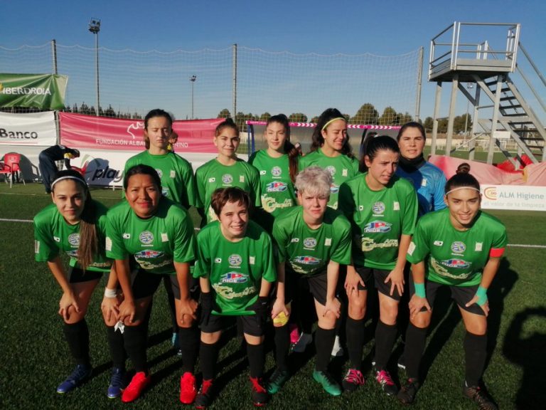 Primera victoria a domicilio del Hellín femenino