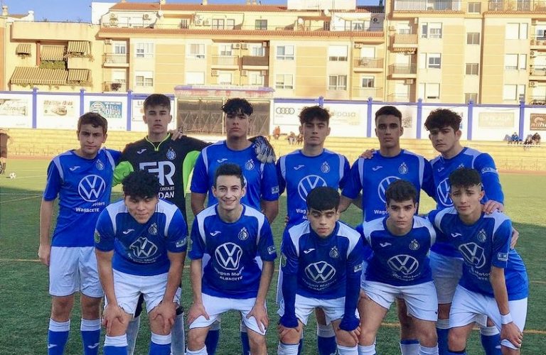 Importante victoria del Hellín Juvenil ante el Manzanares