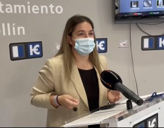 La concejala de PP, Miriam García califica las intervenciones de los concejales del PSOE como “discursos triunfalistas”