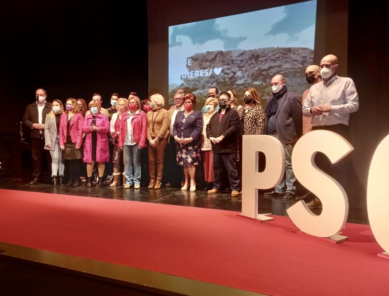 La reelección Ramón García como secretario general del PSOE hellinero un verdadero paseo