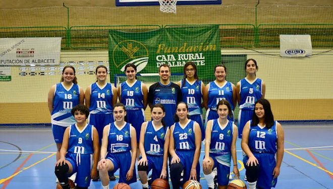 El equipo infantil femenino del AD Baloncesto Hellín campeón provincial