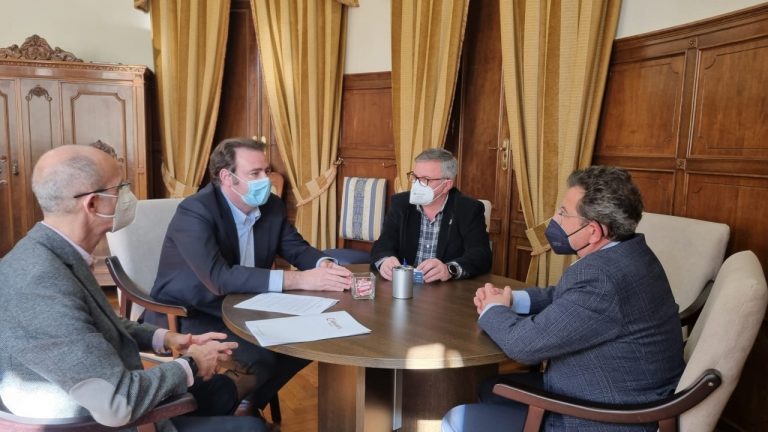 El Ayuntamiento de Hellín y la Cámara de Comercio de Albacete firman un convenio de colaboración