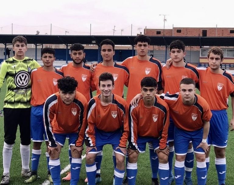 El Hellín juvenil sigue aspirando al ascenso, tras ganar en Socuellamos