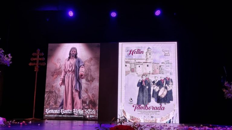 Salen a la luz los carteles de la Semana Santa y Tamborada 2022
