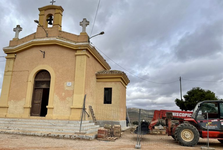 Se inician obras de rehabilitación en la ermita del Calvario