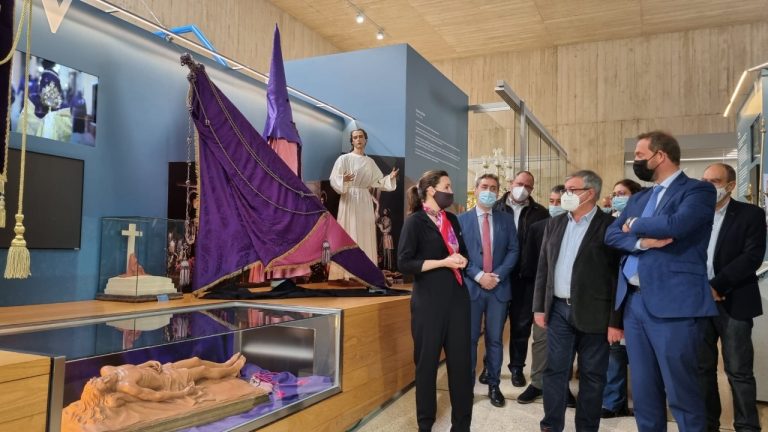 Fernando Valdés, secretario de Estado de Turismo, llega a Hellín con 3,5 millones de euros “en la maleta”