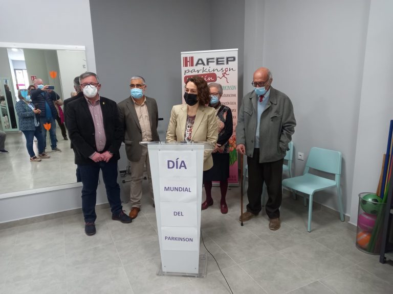 La Asociación de Familiares y Enfermos de Párkinson conmemora el Día Mundial de esta enfermedad