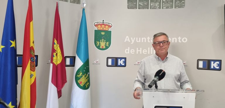 El alcalde anuncia la bonificación del 25% en el Impuesto de Bienes Inmuebles (IBI) por la instalación de placas solares