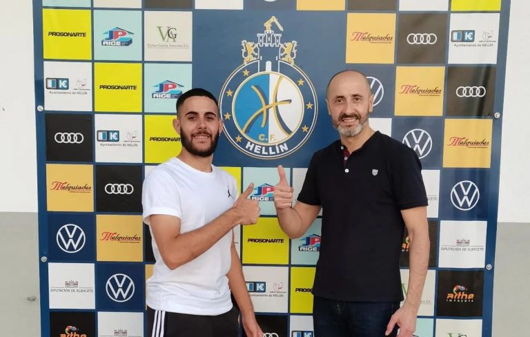 Carlos Molina y Alex Auñón, dos nuevos fichajes del Hellín CF