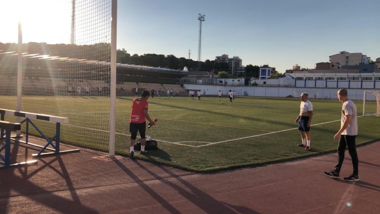 El Hellín CF ha organizado “una operación fichaje” donde logró reunir a más de 40 jugadores de cara a la próxima temporada