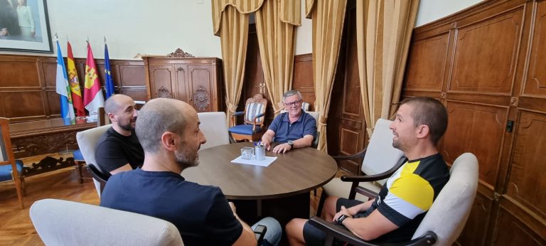 El Ayuntamiento de Hellín aportará 11.000 euros al Hellín Club de Fútbol