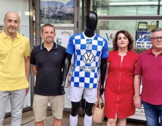 Presentación del Hellín CF, que militará en 2ª autonómica, con el objetivo del ascenso de categoría