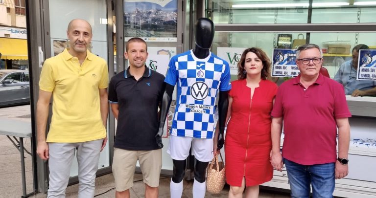 Presentación del Hellín CF, que militará en 2ª autonómica, con el objetivo del ascenso de categoría
