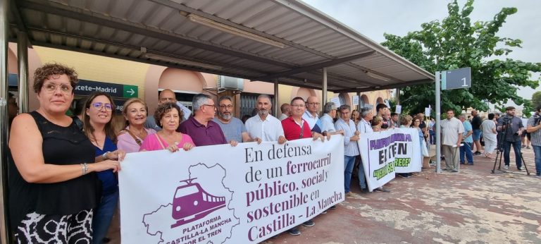 “La decisión tomada por RENFE es lo más salvaje y criminal que ha recibido Hellín en relación al transporte público”