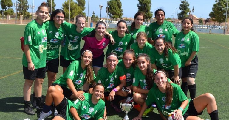 Corta victoria del Hellín Femenino en su primer partido de pretemporada