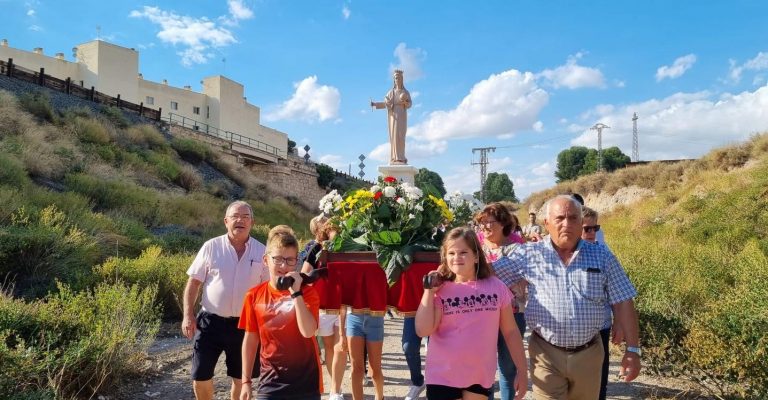 La Romería de la Virgen Reina se llevó a cabo con una notable asistencia de personas